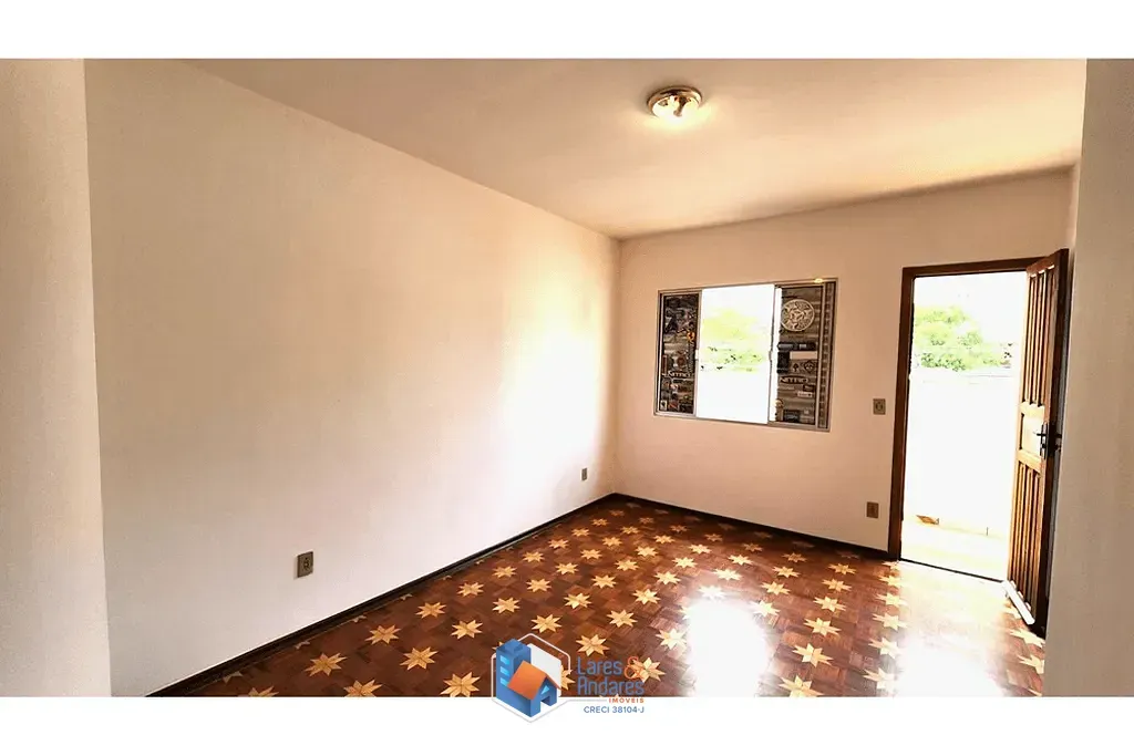 Imagem Casa à venda 4 Quartos 2 Suites 2 Vagas 218M² Mirandópolis São Paulo - SP