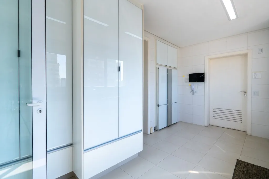 Imagem Apartamento à venda em São Paulo, Vila Mariana, com 3 quartos, 411m2