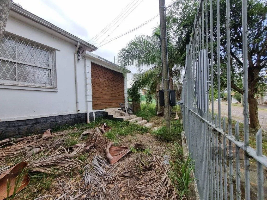 Imagem Casa com 3 quartos, 4 vagas e 120m² no bairro Vila Assução