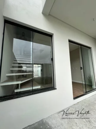 Imagem Casa / Sobrado para Venda em Camboriú / SC no bairro São Francisco de Assis