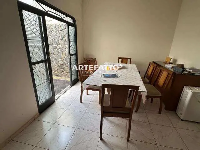 Imagem Casa à venda em Franca, São Joaquim, com 3 quartos, 229m2