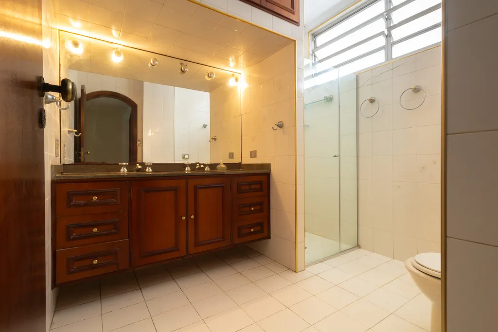 Imagem Apartamento à venda em São Paulo, Água Branca, com 3 quartos, 169m2
