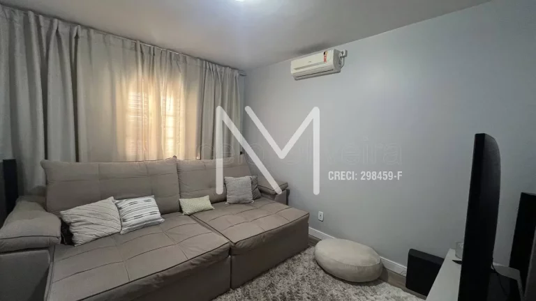 Imagem Casa Sobrado à Venda 4 Quartos - 150m² - Bairro Jardim Santa Inês - SJC