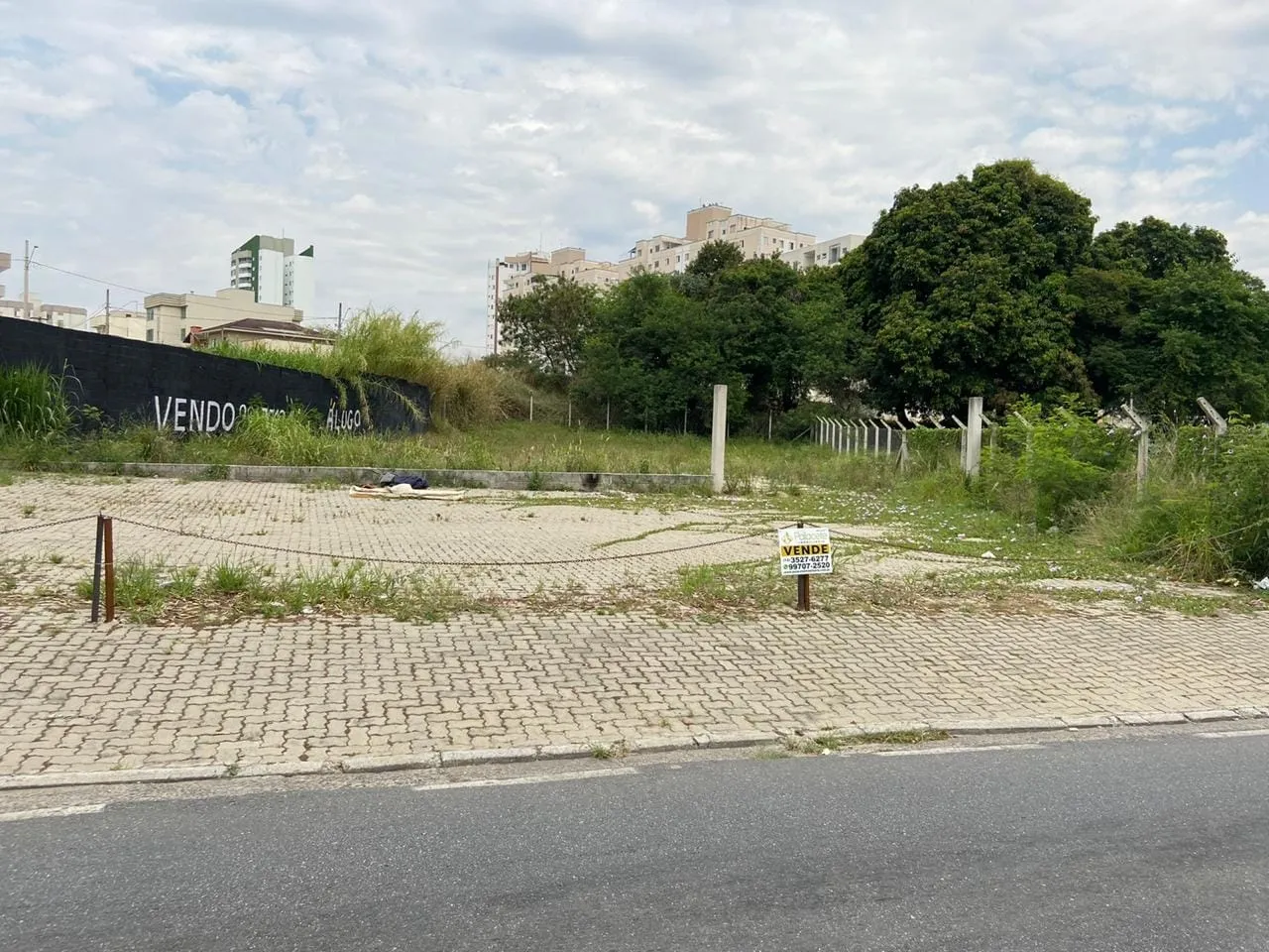 Imagem Terreno à venda 1125M², Esplanada Independência, Taubaté - SP