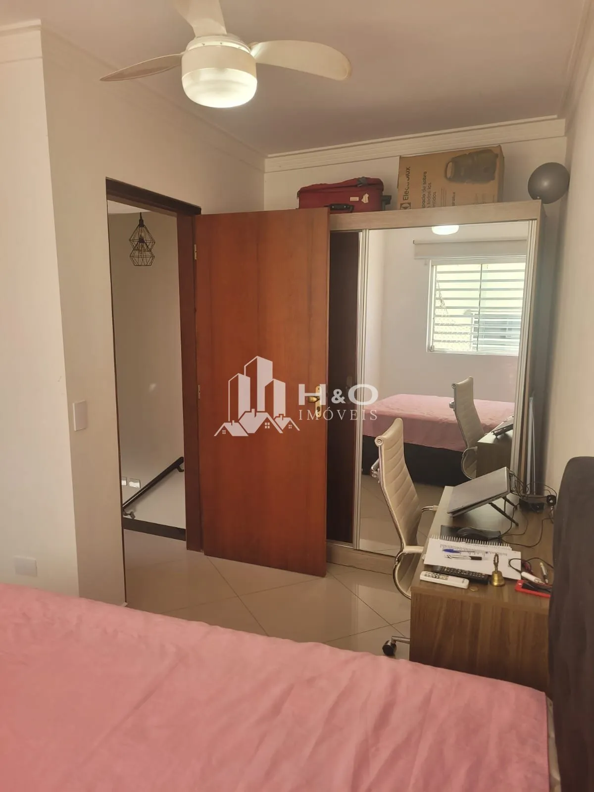 Imagem Sobrado em Condomínio Fechado na Vila Bela - Conforto e Segurança