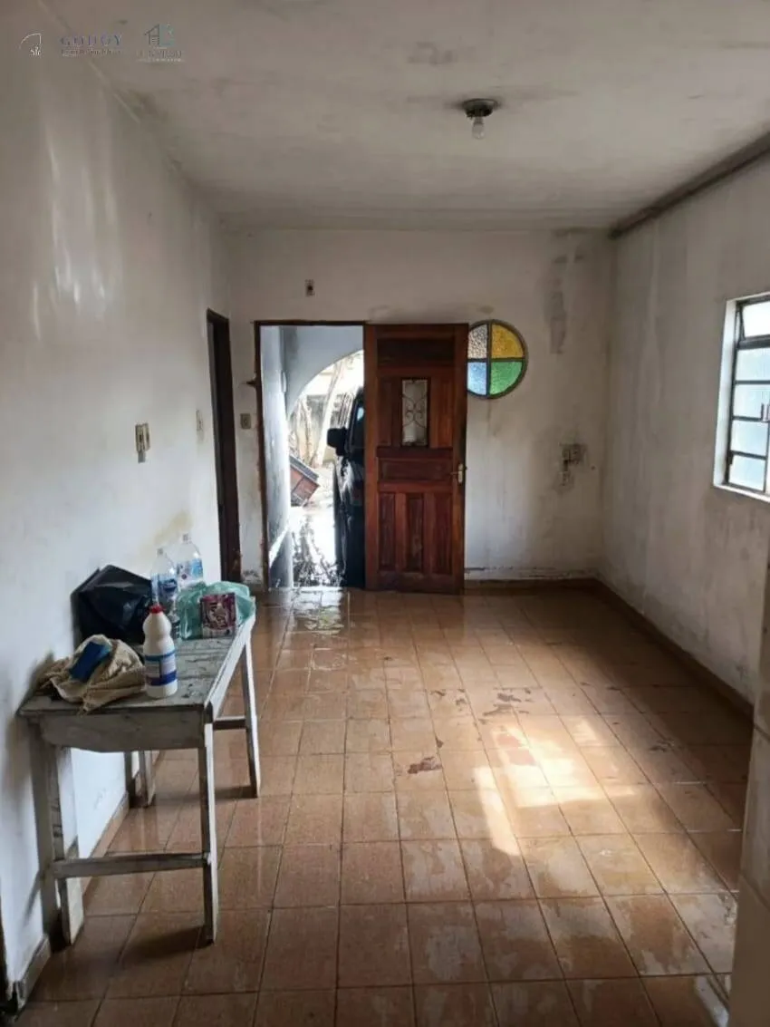 Imagem Oportunidade de Investimento - Casa com Edícula em Terreno de 300 m²