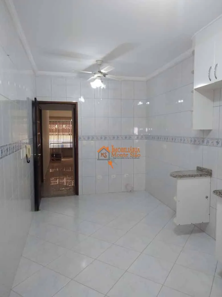 Imagem Casa com 3 dormitórios à venda, 170 m² por R$ 710.000,00 - Jardim Pinhal - Guarulhos/SP