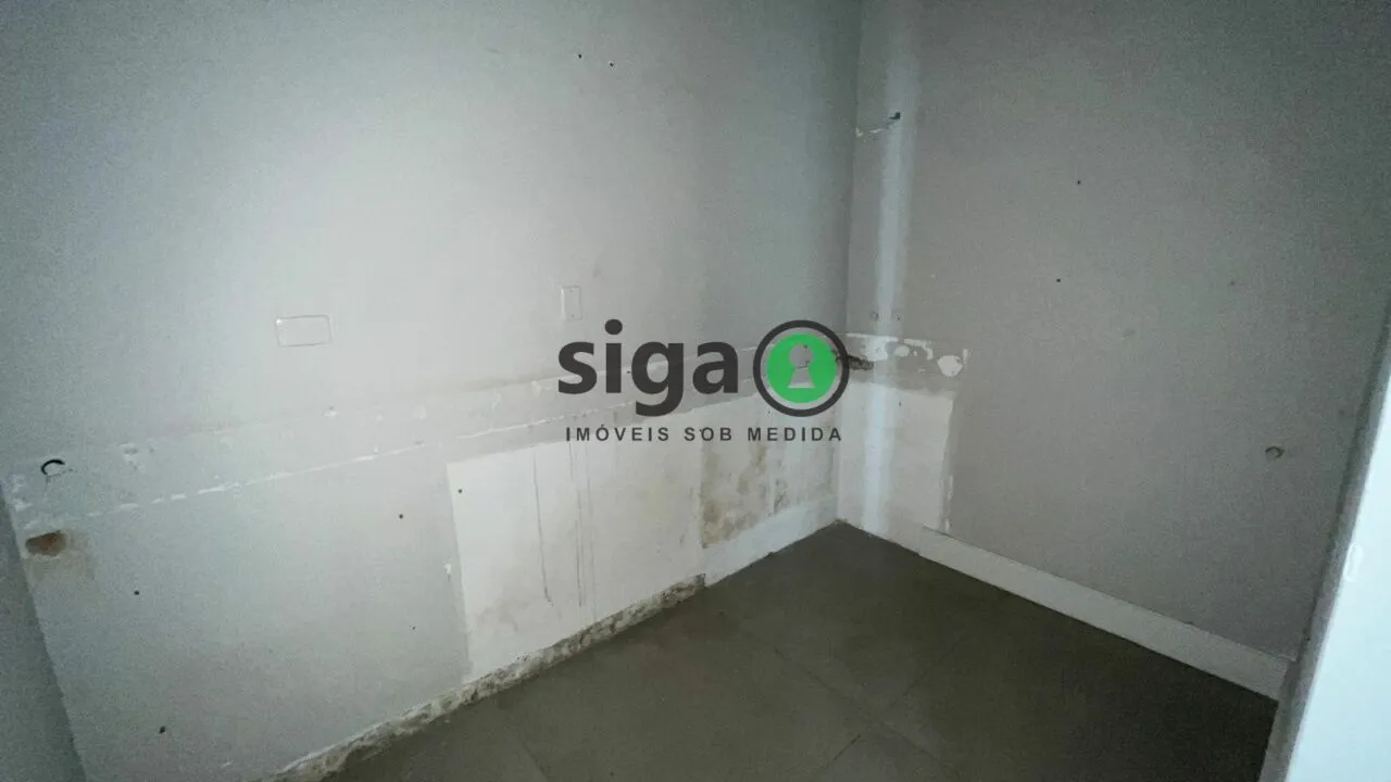 Imagem Casa Comercial em Ponto Estratégico de Indianópolis com 4 Vagas