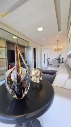 Imagem Apartamento decorado vista mar com duas suíte varanda gourmet a venda em Pituaçu.
