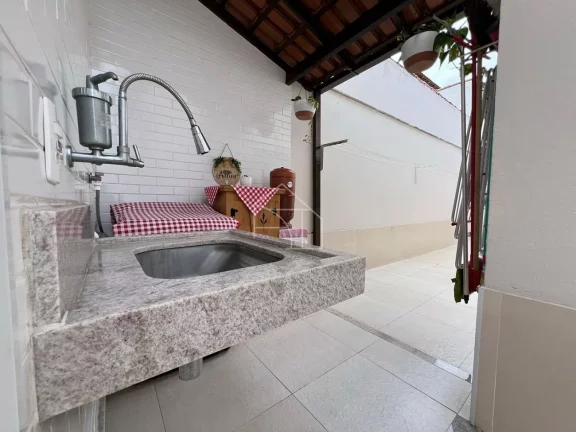 Imagem Casa Linear em Morada de Laranjeiras - Porteira fechada