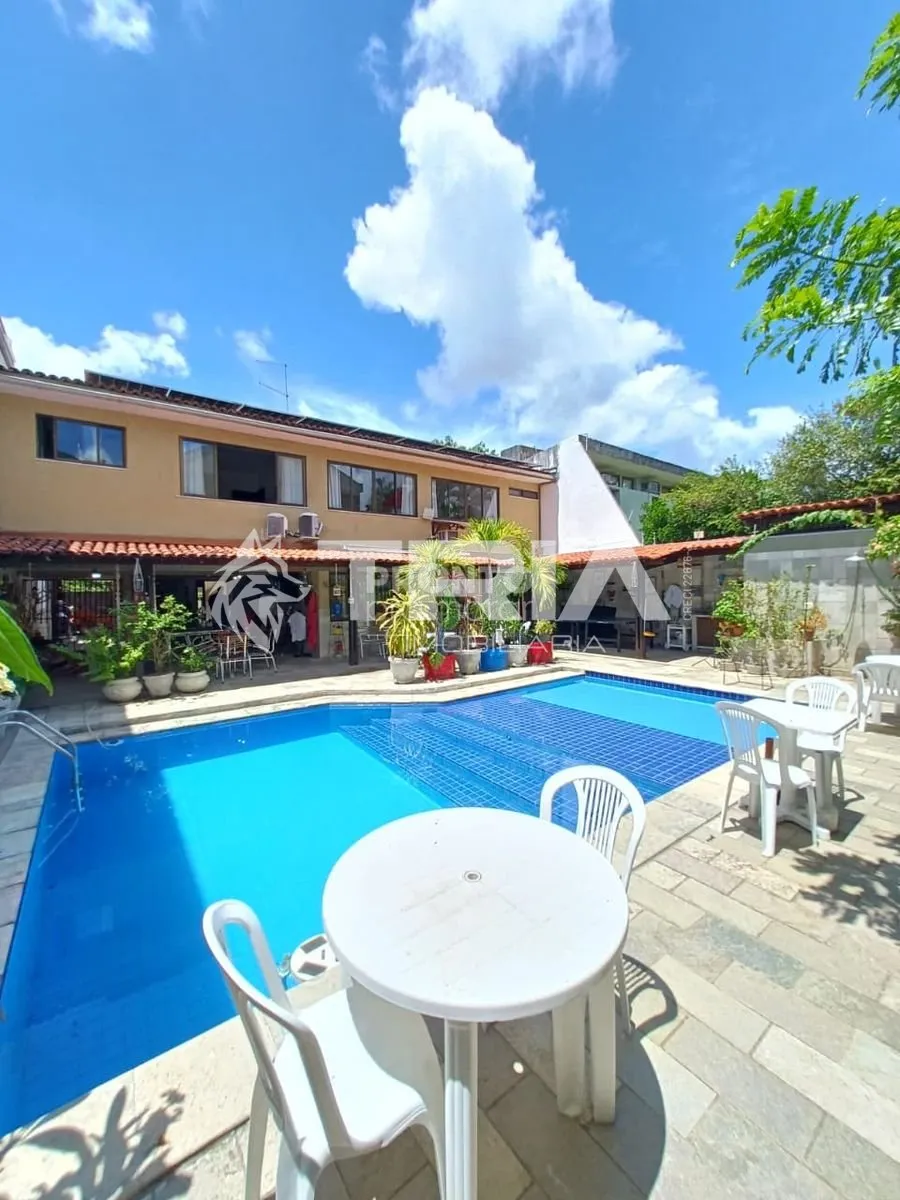 Foto do imóvel Casa de 4 quartos, 230m² no bairro Monteiro, em Recife em Monteiro, Recife - PE