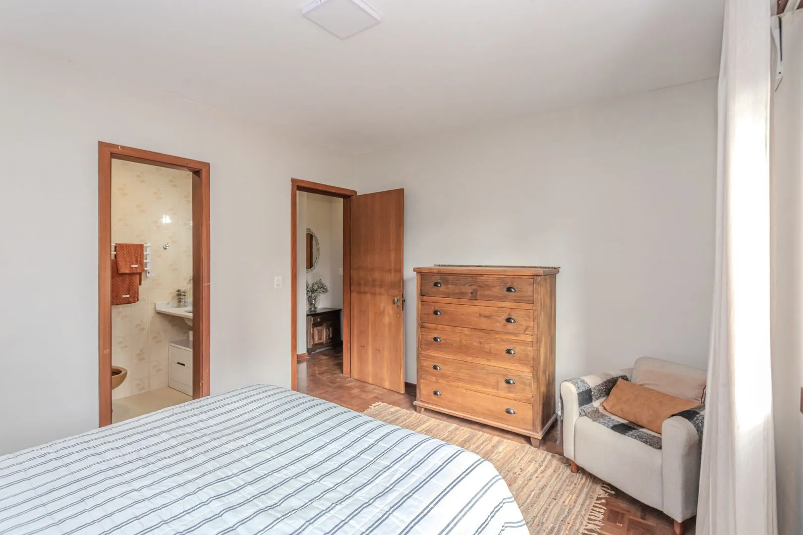 Imagem Apartamento de 3 dormitórios e vaga no bairro Petrópolis