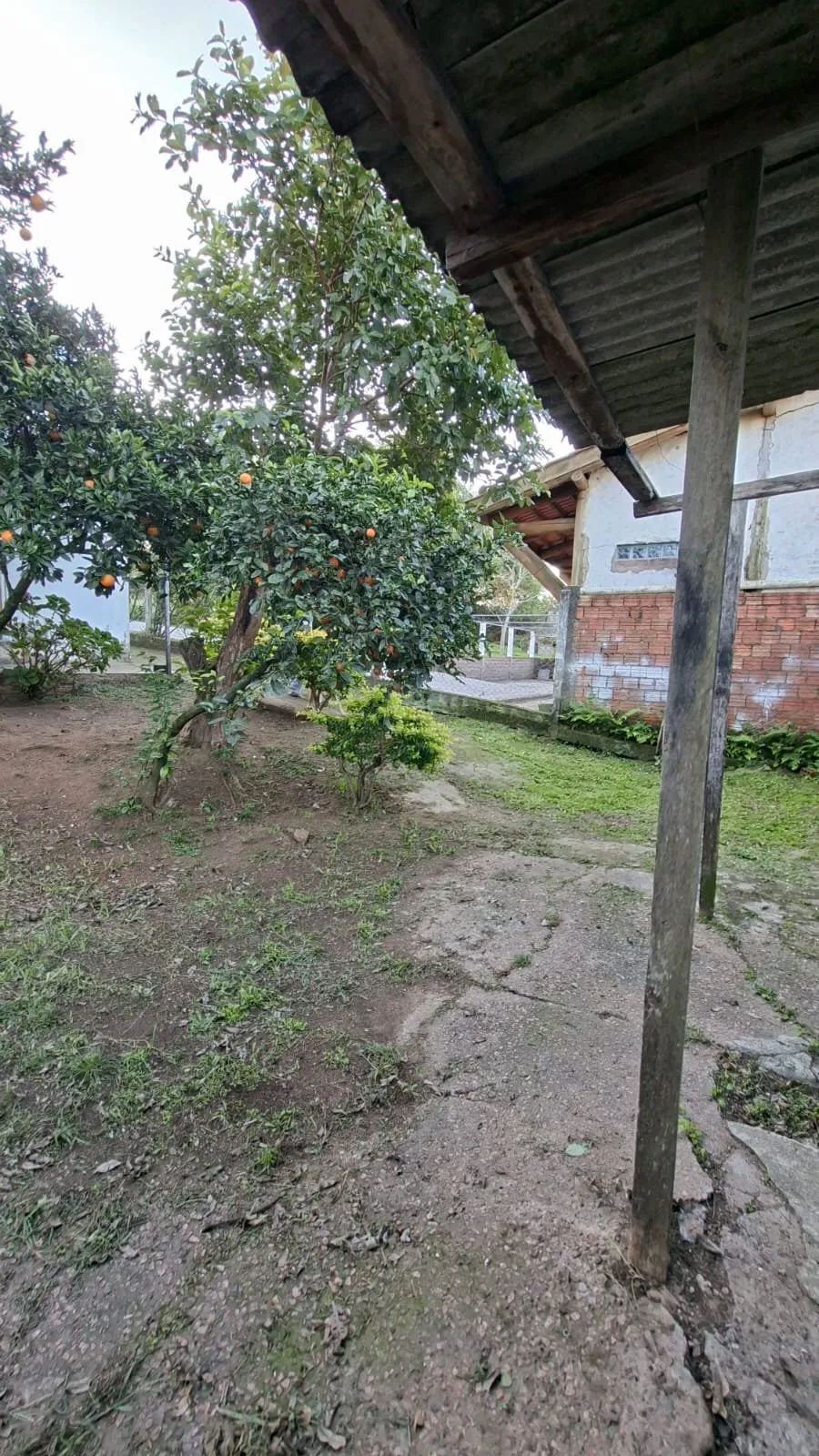 Imagem Casa com amplo pátio e excelente espaço no bairro Mendanha!