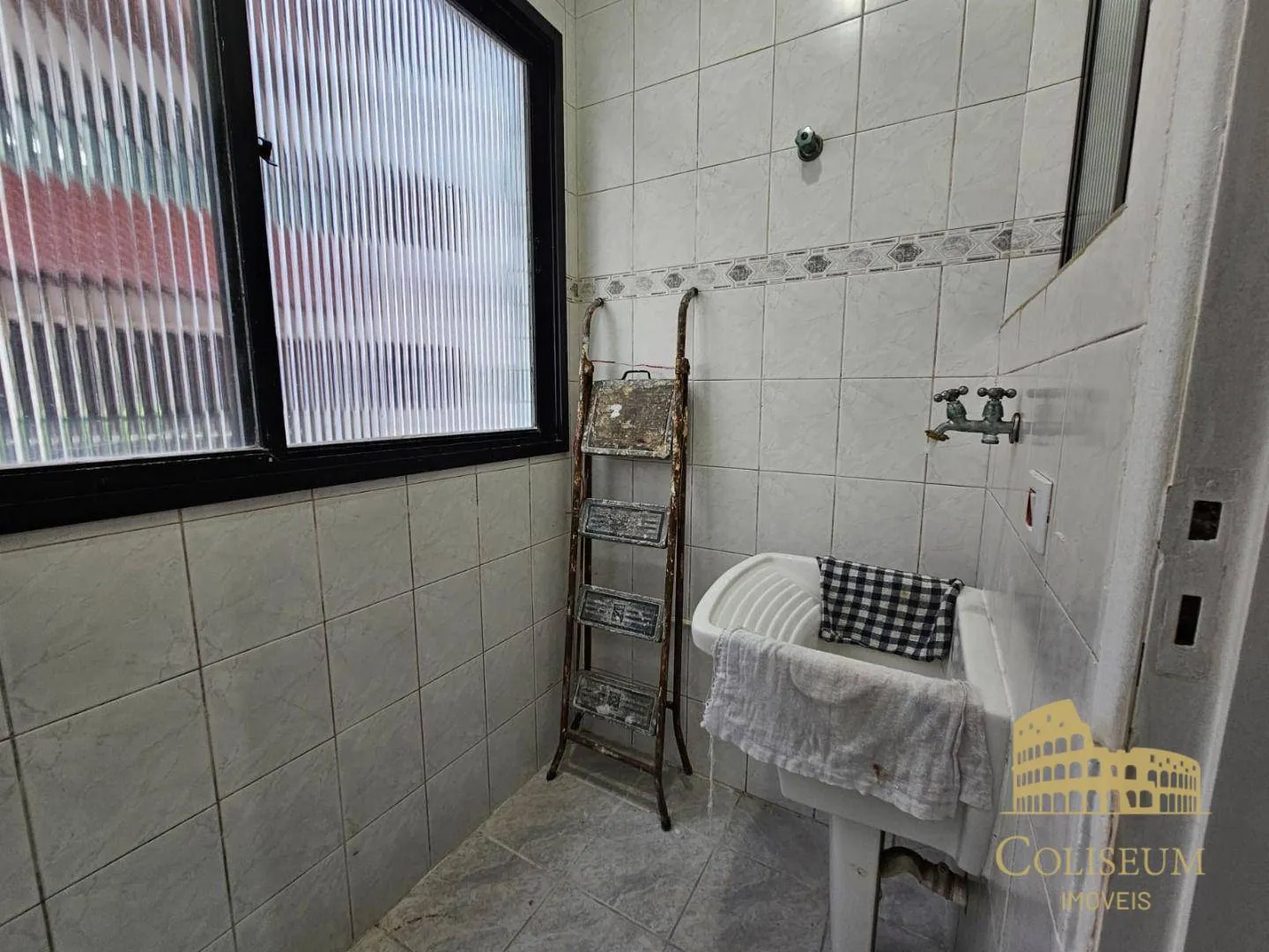 Imagem Apartamento com 1 dormitório à venda, 60 m² por R$ 325.000,00 - Vila Assunção - Praia Grande/SP