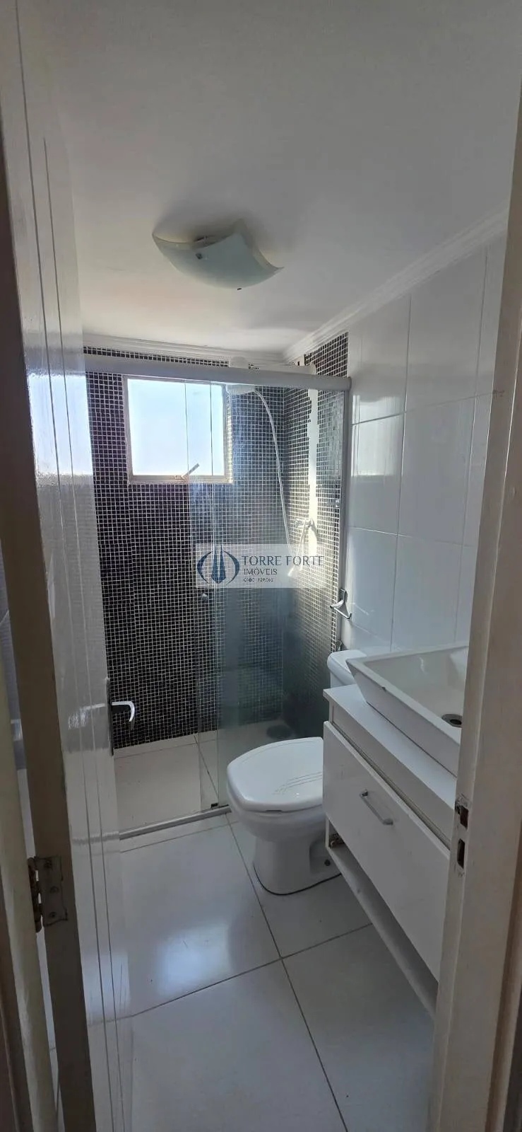 Imagem Lindo Apartamento com 2 dormitórios em Vila Ivone