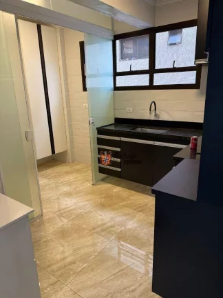 Imagem Apartamento com 2 dormitórios à venda, 60 m² por R$ 330.000 - Enseada - Guarujá/SP