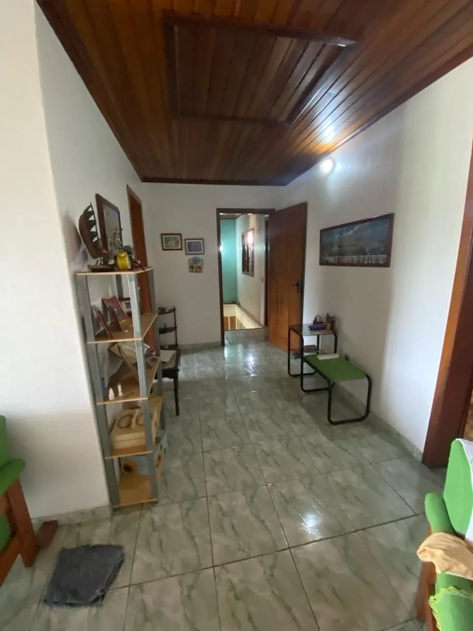 Imagem Ótima casa de dois pavimentos localizada no Bairro Restinga