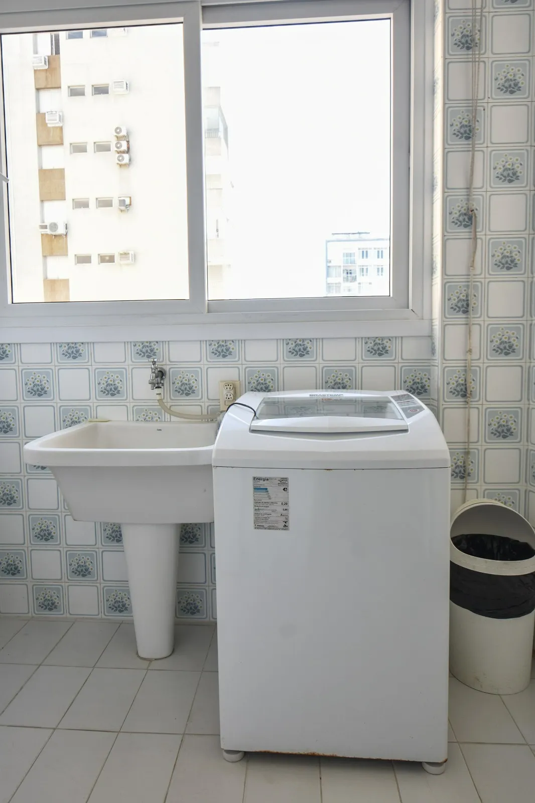 Imagem Apartamento de 120m² com 3 Dormitórios Localizado na Praia de Pitangueiras, Guarujá SP