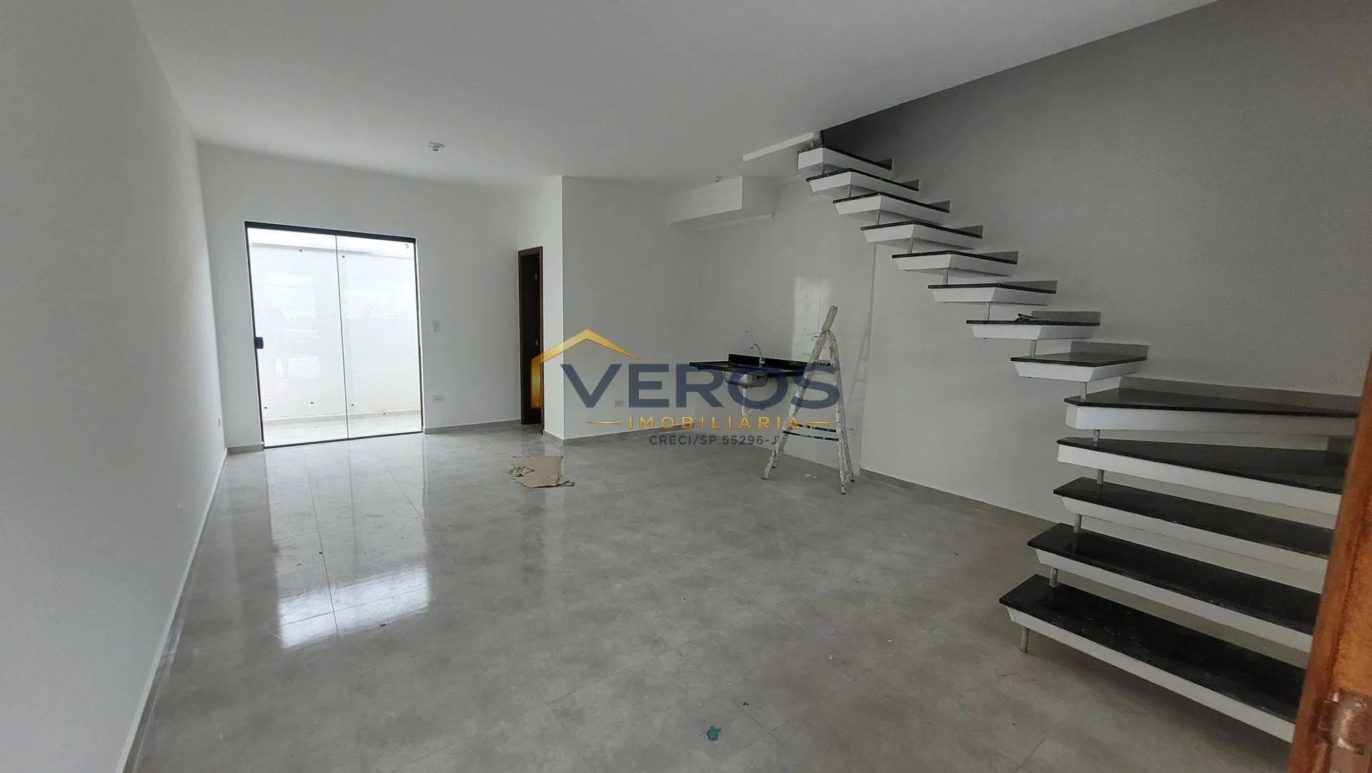 Imagem Casa a venda com Quintal e 02 Suítes Massaguaçu Caraguatatuba