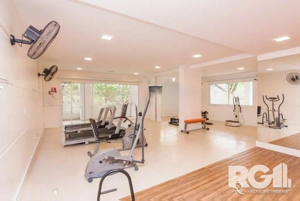 Imagem Apartamento à venda com 2 dormitórios transformado em 1 (facilmente reversível), suíte, com 69,04m², 2 vagas de garagem.