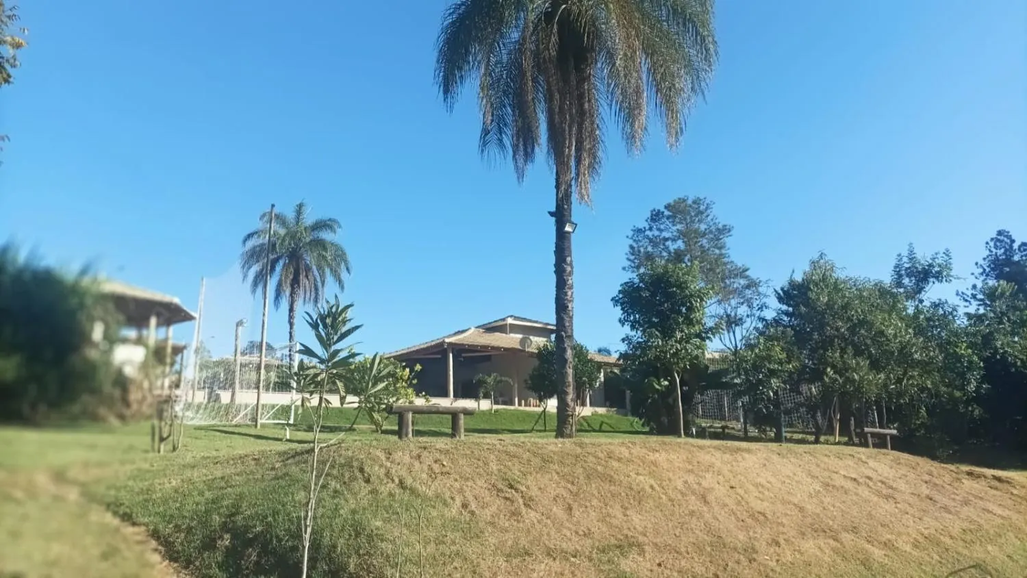 Imagem Excelente Chácara à Venda em Igarapé/MG 2.000 m² de área total,