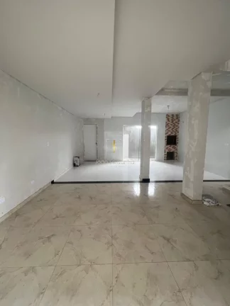 Imagem Sobrado para Venda em Guaratuba(Balneário Brejatuba), 800m do mar