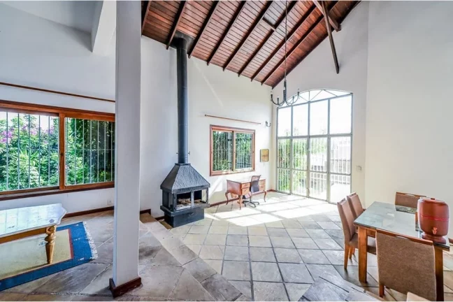 Foto do imóvel Casa para venda em Porto Alegre