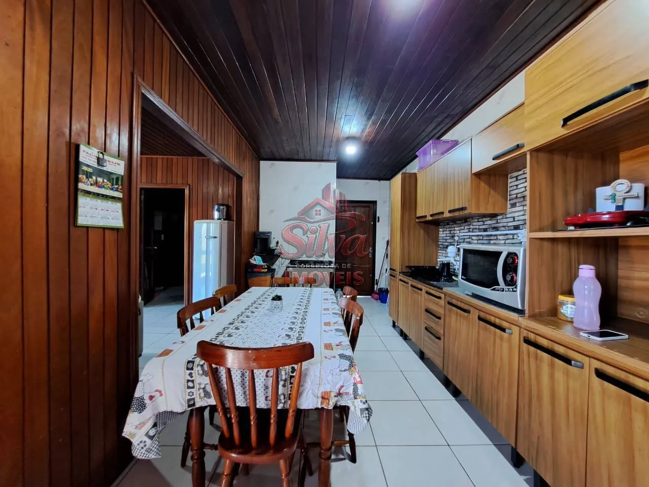 Imagem Casa 3 dormitórios com anexo a 180m do mar