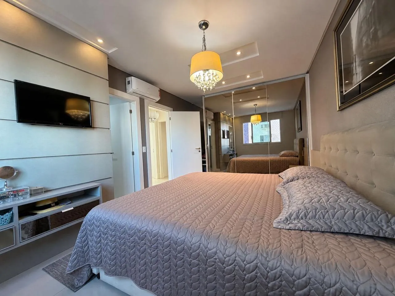 Imagem Apartamento à venda com 130m2 por R$ 2.900.000,00