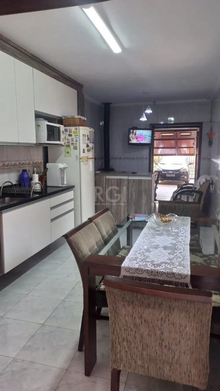 Imagem Casa para Venda - 135m², 3 dormitórios, sendo 1 suites, 2 vagas - Vale Do Sol