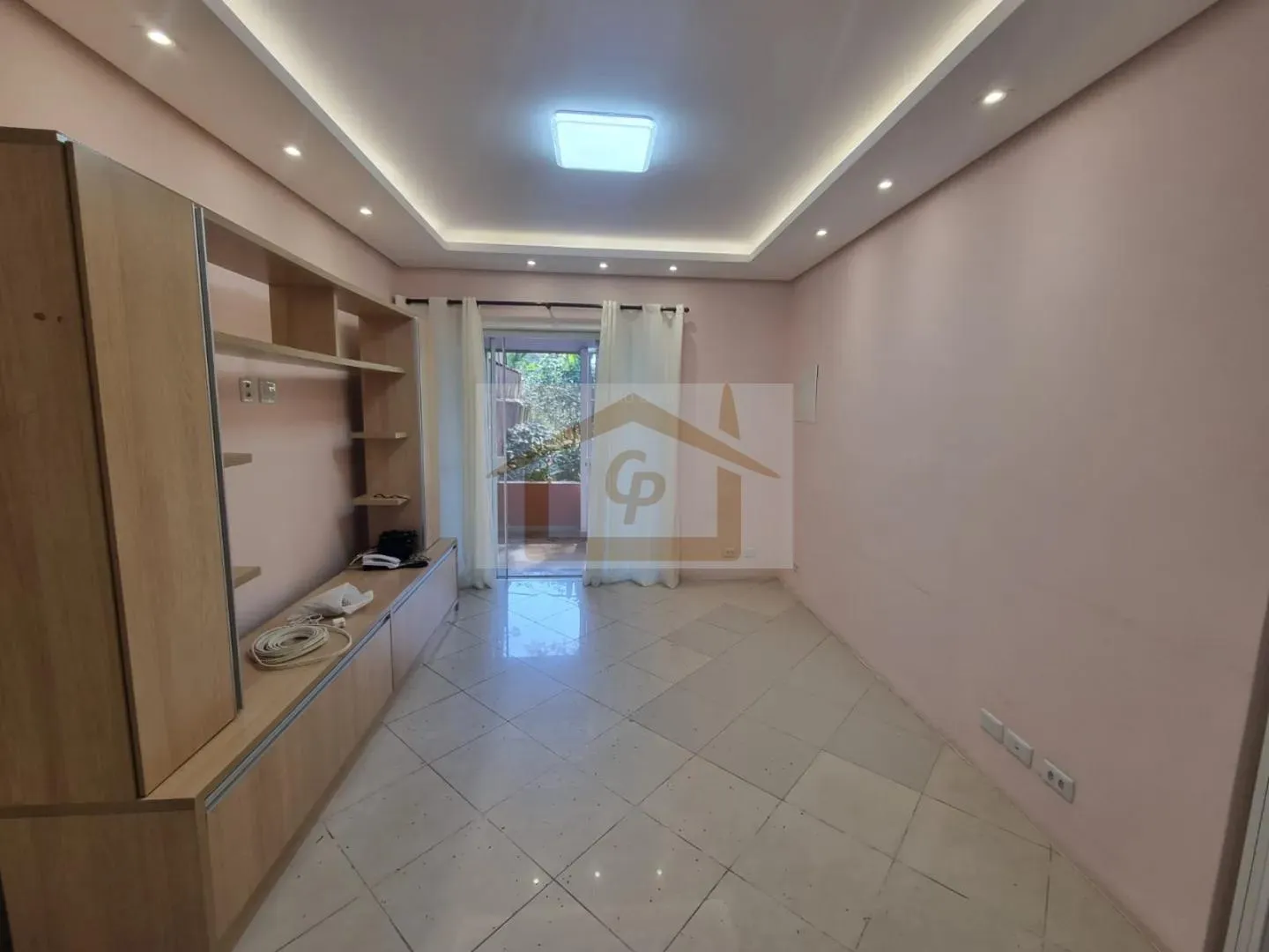 Imagem Casa Térrea Isolada com Amplo Quintal no Residencial Jardim das Flores - Granja Viana