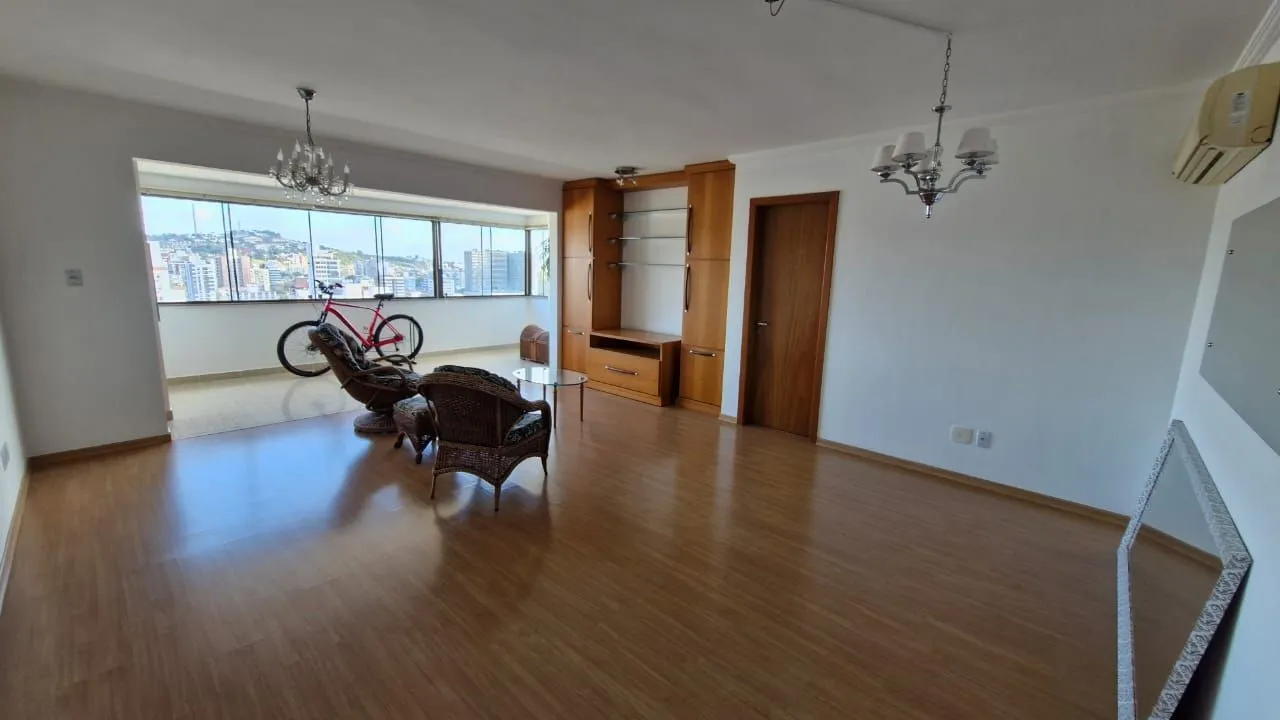 Imagem Apartamento no Menino Deus impecável, 2 dormitórios 1 suíte, 3 banheiros, 1 garagem
