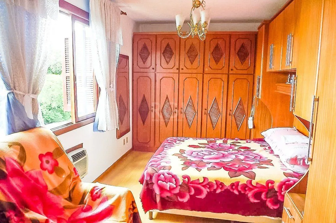 Imagem Cobertura para Venda - 203.74m², 3 dormitórios, 1 vaga - Cavalhada