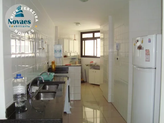 Imagem 4 quartos de frente para o mar na melhor localização da Praia do Morro