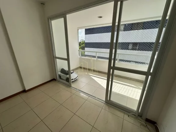 Imagem Apartamento à Venda em Alphaville I, Salvador | 2 Quartos | Suíte | Andar Alto | 76m²