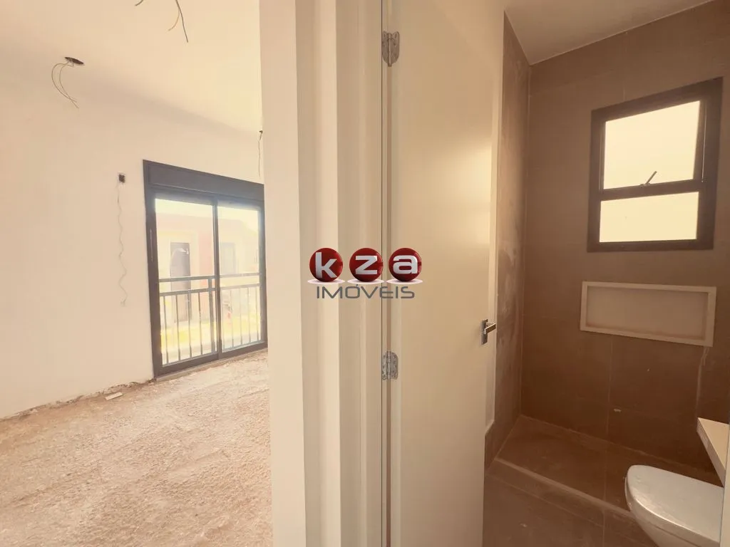 Imagem Casa a venda no Condomínio Villa Arte 28 em Vinhedo-SP: 3 suítes, 2 salas e 140m² de área e 268 de terreno!