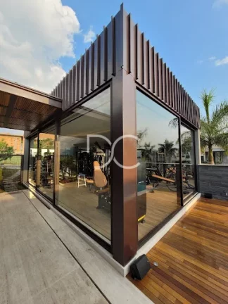 Imagem Condomínio Alphaville Nova Esplanada 3 - Venda Casa Térrea | AC 249m² | AT 465 m² | 3 Suítes | 1 Sala de TV | 5 Ban | 4Vagas | Piscina