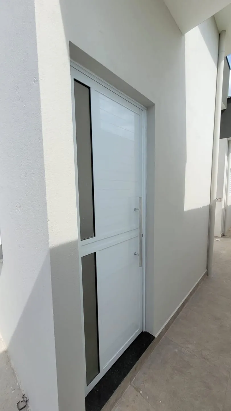Imagem Casa à venda 2 Quartos, 1 Suite, 1 Vaga, 125M², Residencial e Comercial Portal dos Eucaliptos, Pindamonhangaba - SP