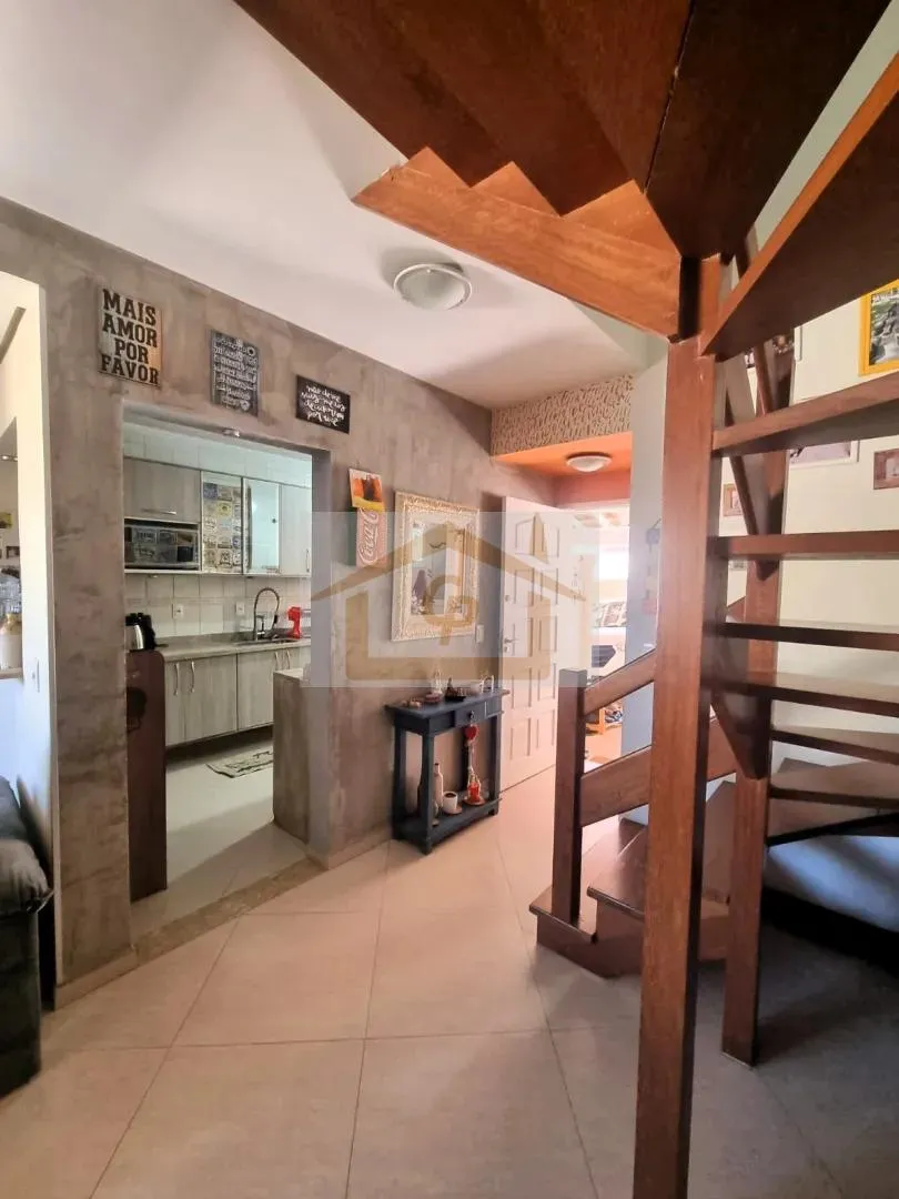 Imagem Casa com 3 Quartos, Quintal e 3 Vagas