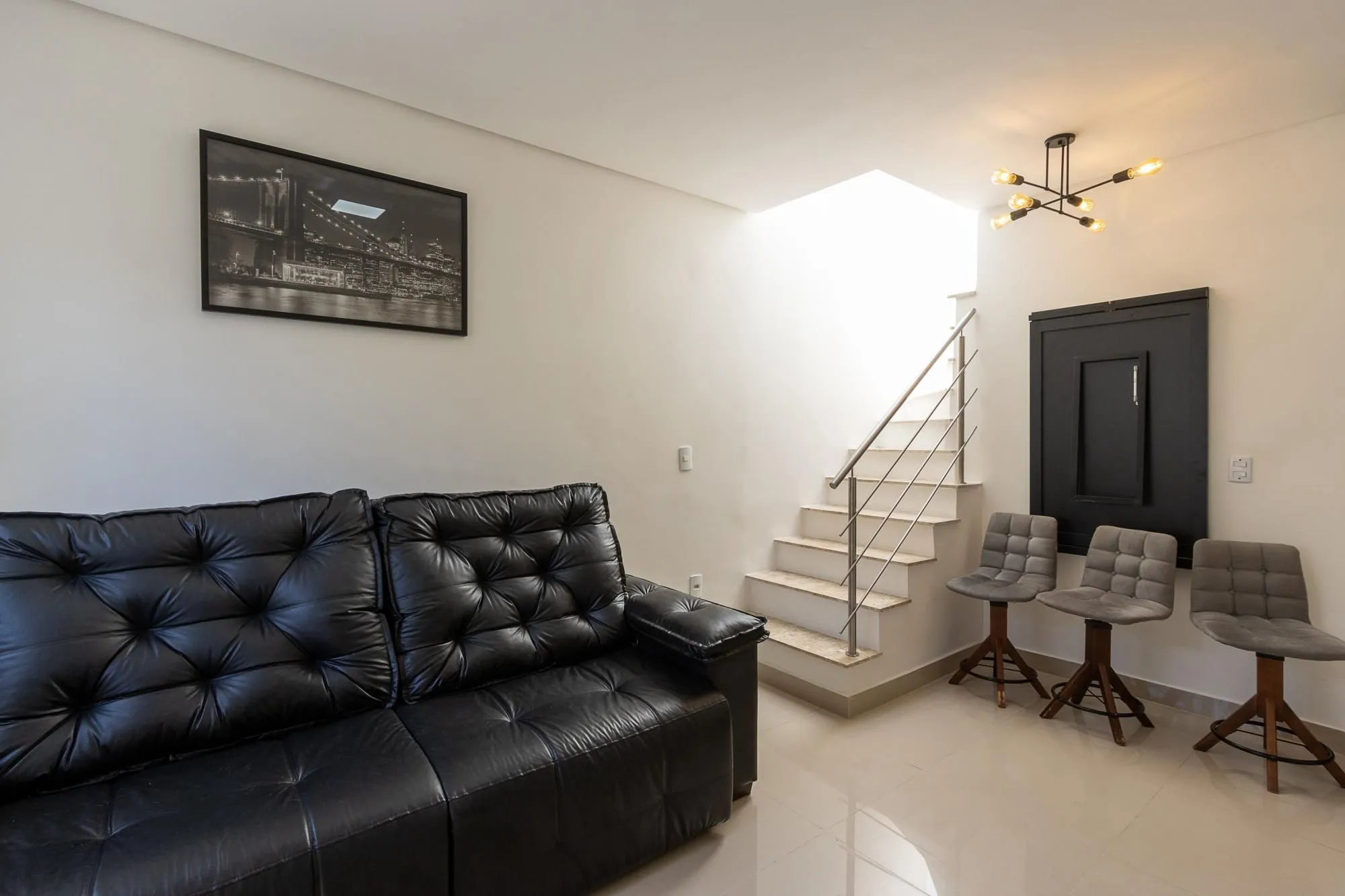 Imagem Linda Casa em condomínio , localizada no bairro TRISTEZA, Zona Sul de PORTO ALEGRE..