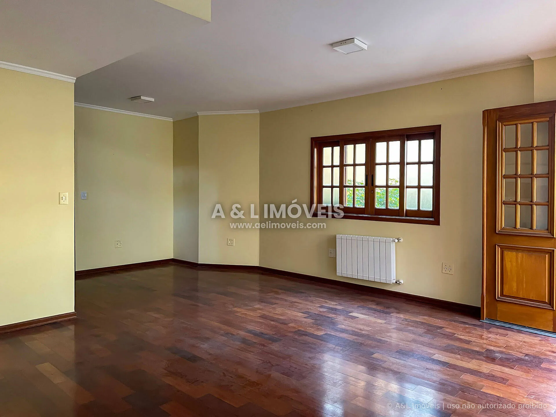 Imagem Casa 5 Dorms (4 Suítes) | Vila Inglesa, Campos do Jordão | Calefação
