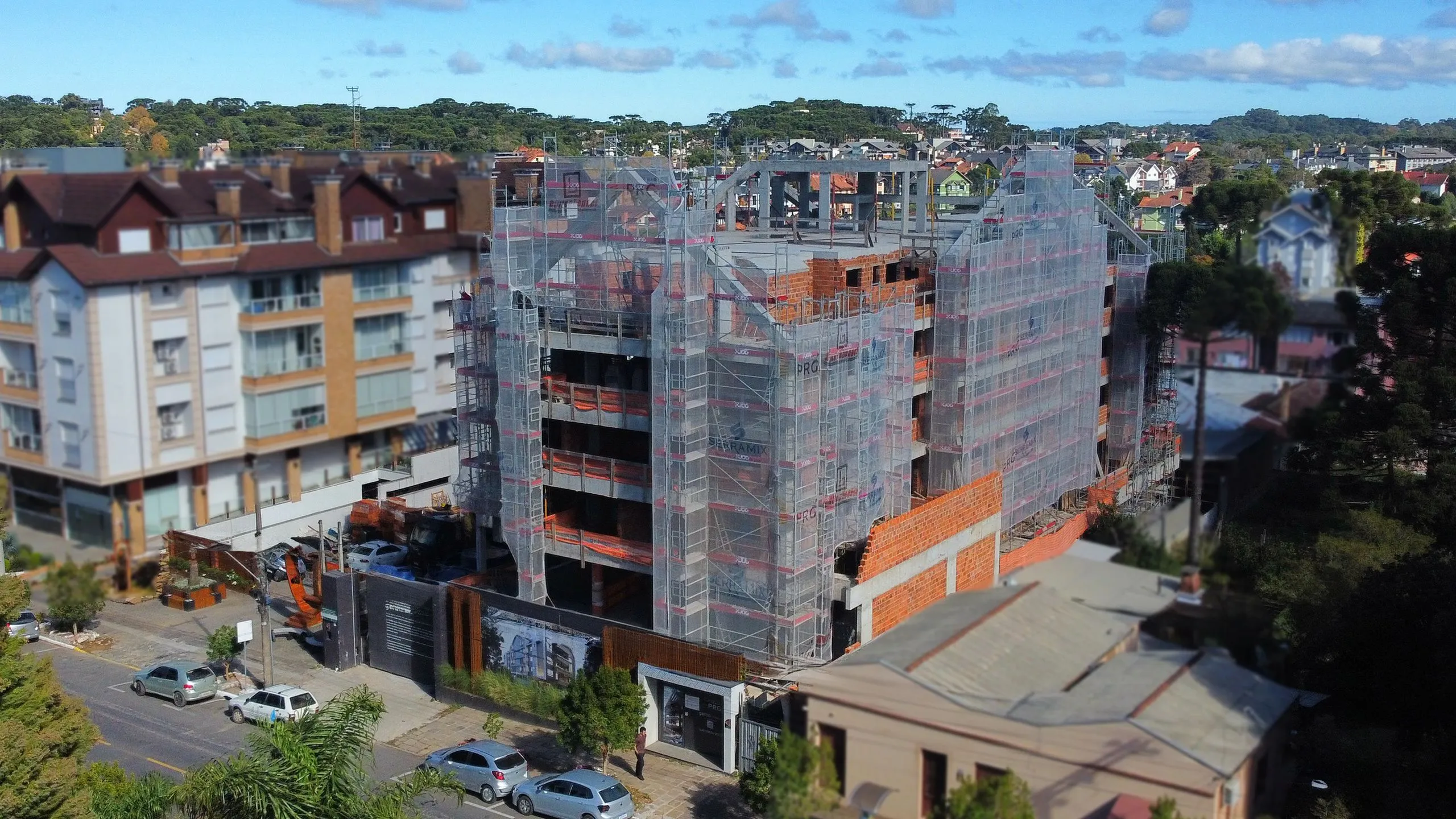 Imagem Apartamento à venda em Canela, Centro , com 2 quartos, 77.96m2