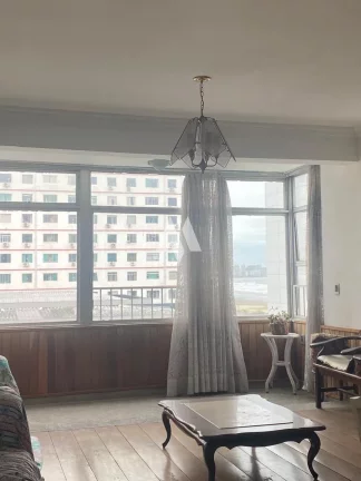 Imagem Apartamento Padrão - 2 dormitórios, 1 suíte, vaga coberta, Vista Mar - José Menino / Santos