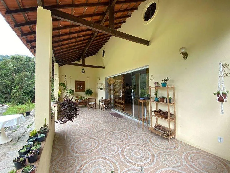 Imagem Casa para Venda em Teresópolis / RJ no bairro Canoas