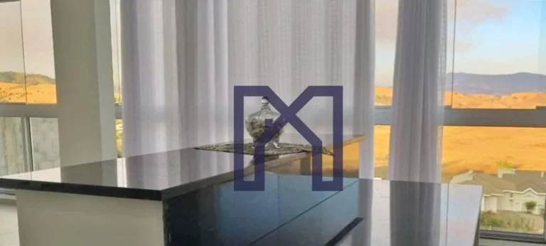 Imagem Casa com 3 dormitórios à venda, 224 m² por R$ 1.100.000,00 - Carneiros - Piranguinho/MG