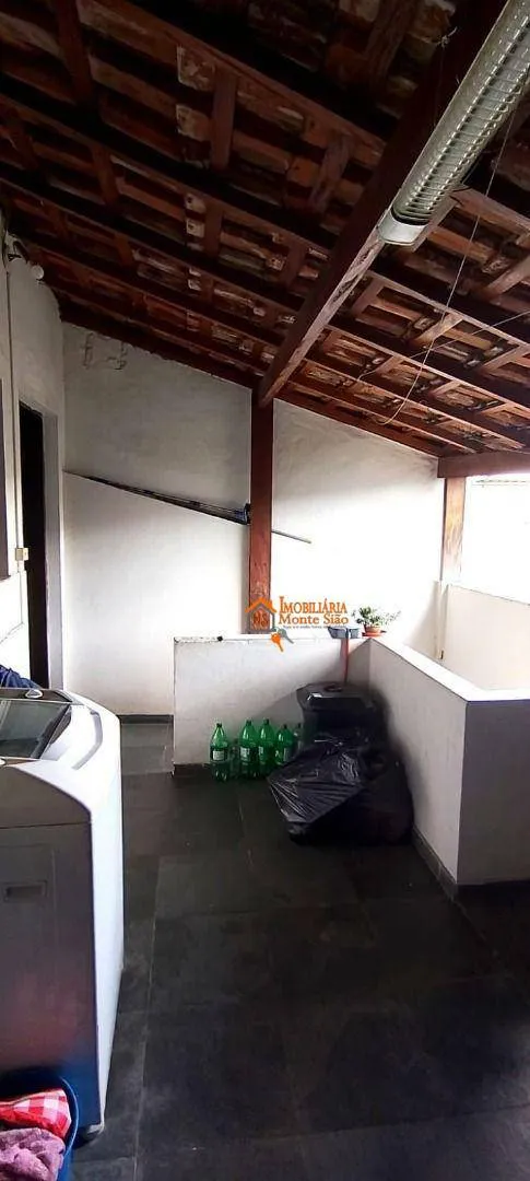 Imagem Sobrado com 2 dormitórios à venda, 140 m² por R$ 380.000,00 - Jardim Jovaia - Guarulhos/SP