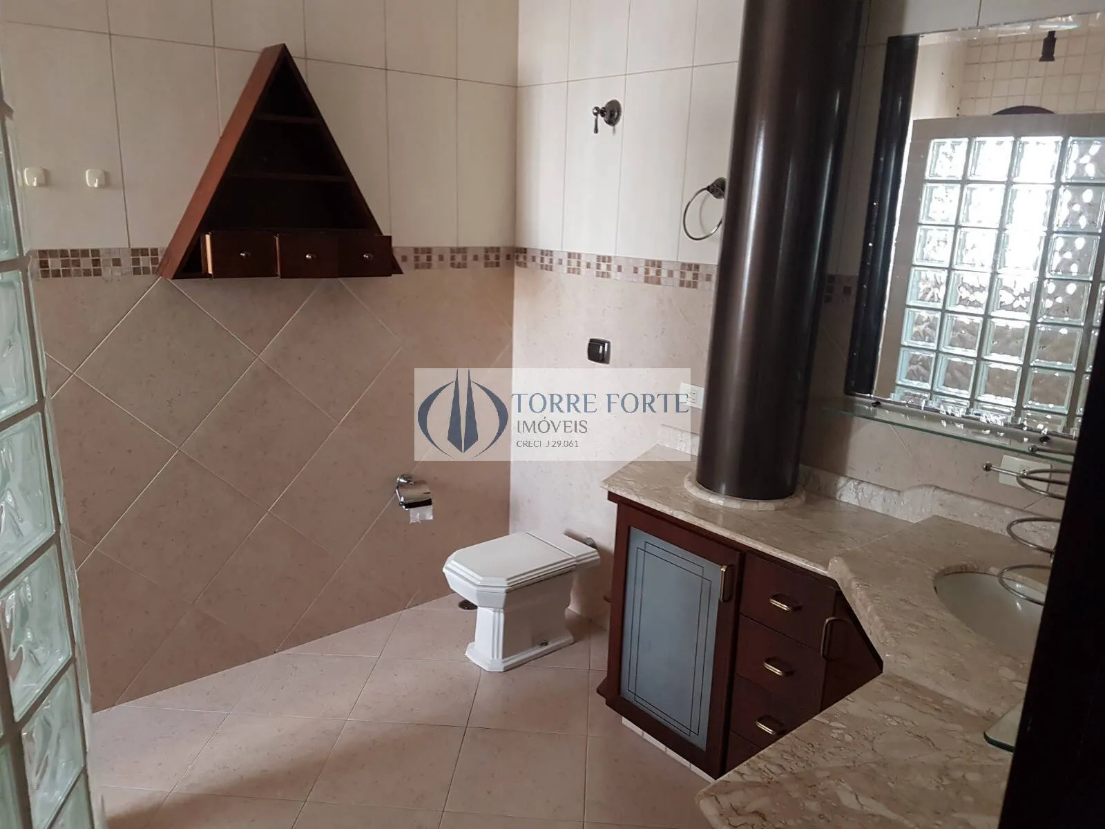 Imagem Ótimo casa em vila fechada, 3 dormitórios sendo 1 suíte com closet, Santana