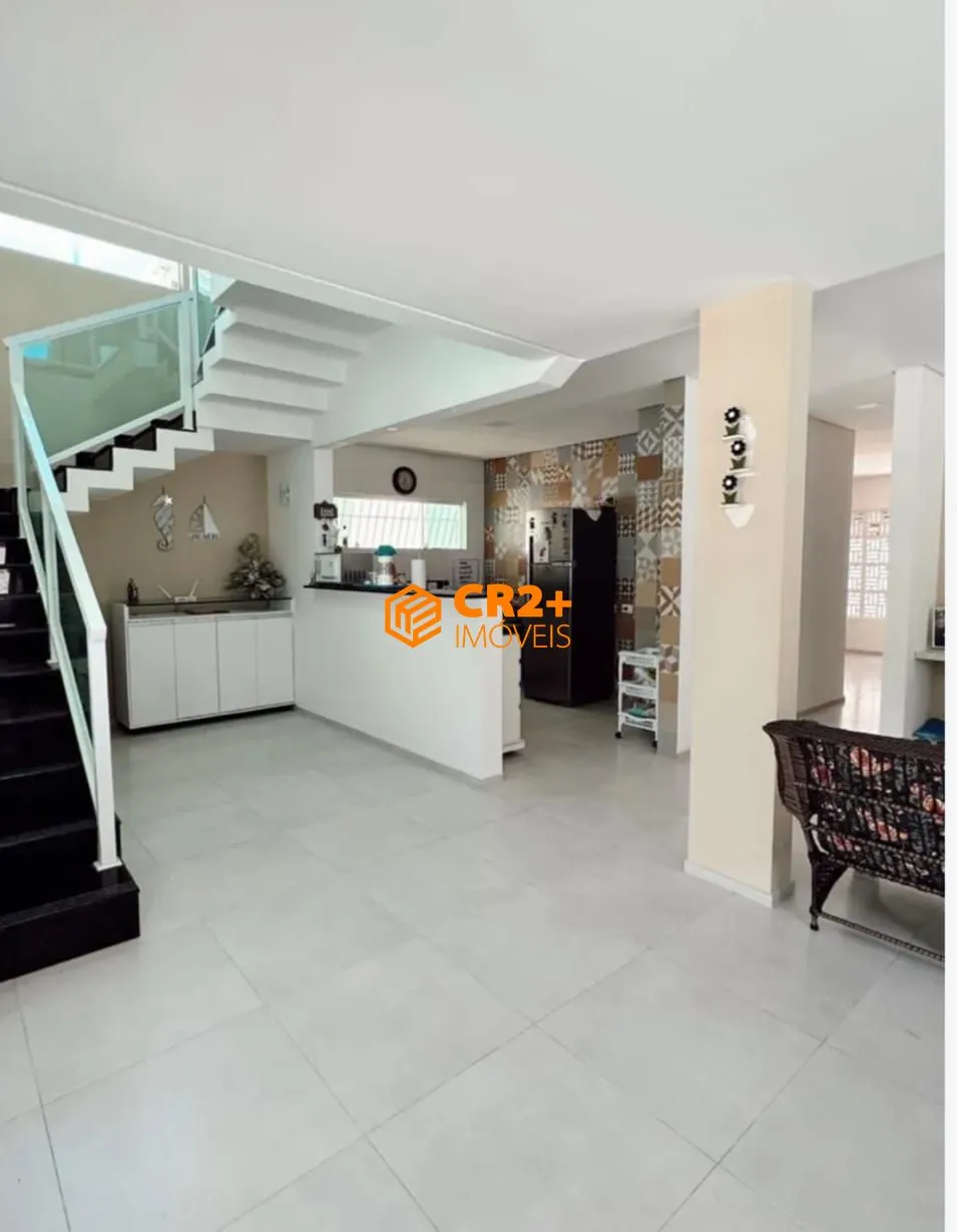 Imagem Vendo Casa 05 quartos, 05 suítes, 215m2, 02 vagas de garagem em Carneiros Tamand