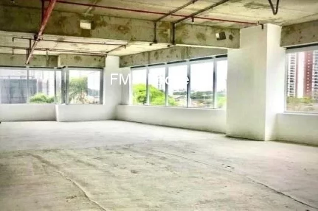 Imagem Conjunto comercial para locação nas Nações Unidas