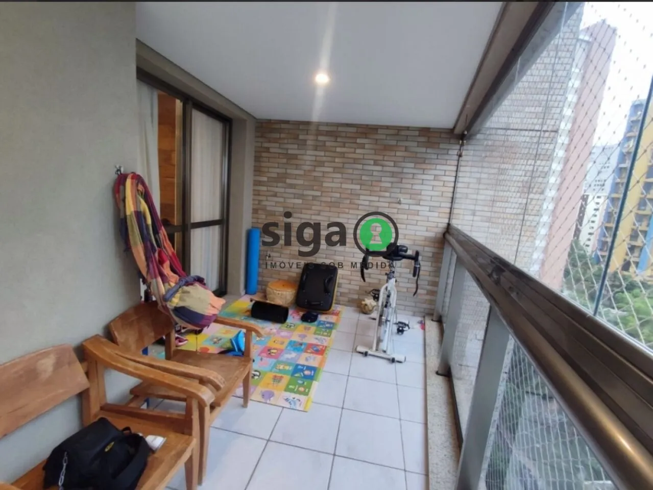 Imagem Apartamento à venda, 210m2 com 3 suítes e 4 vagas no Portal do Morumbi.